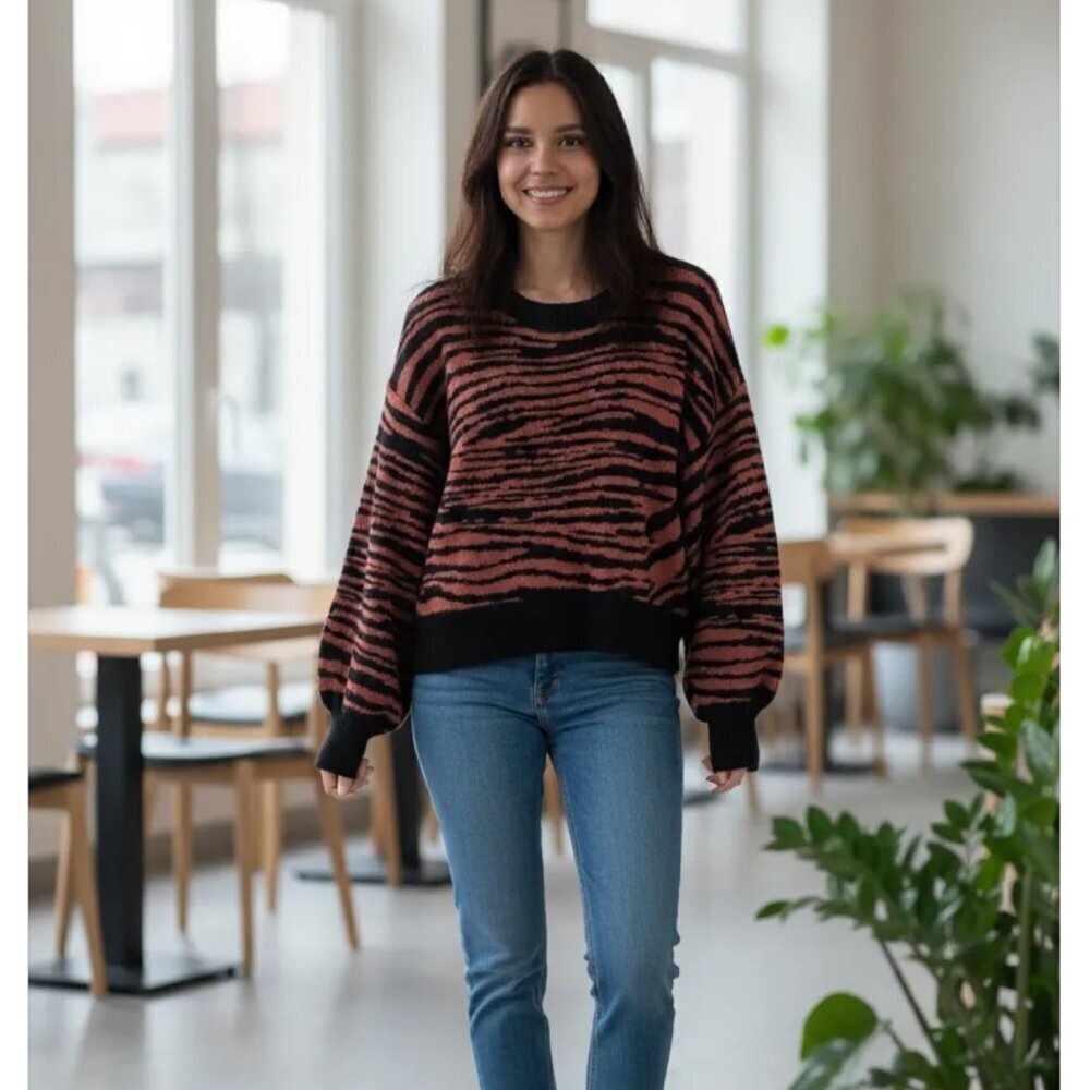 NEW/NWT QED London Cinnamon Brown & Black Zebra Stripe Sweater Size S/M